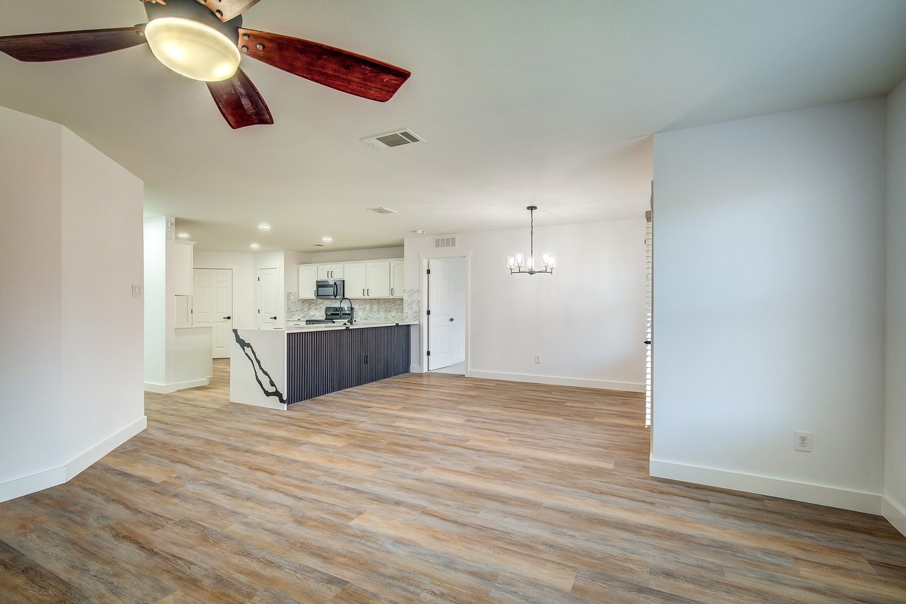 2023 Lake Trail Dr.