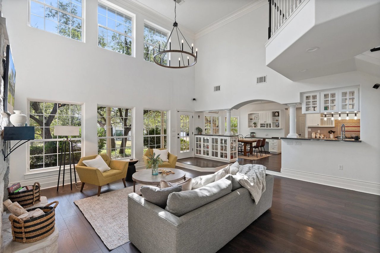 105 Roanoak Dr