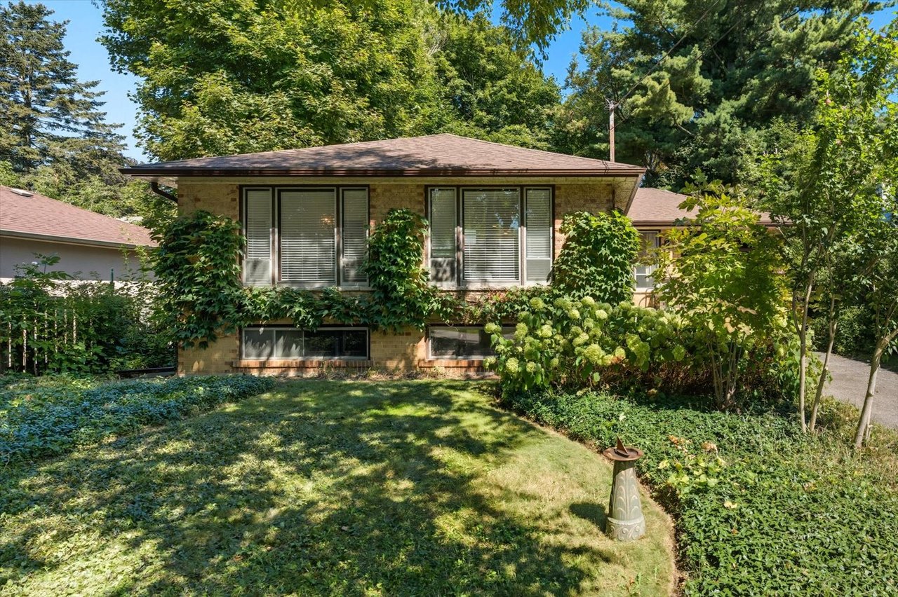 1229 Welwyn Dr