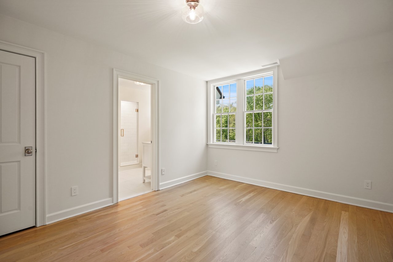 95 Narrows Road