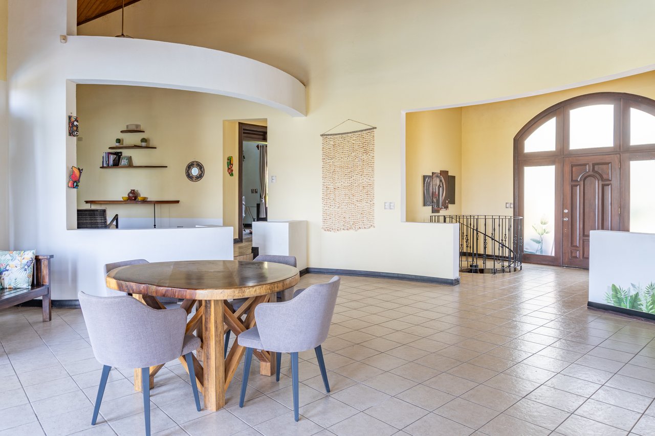 Villa Martina / Samara, Guanacaste