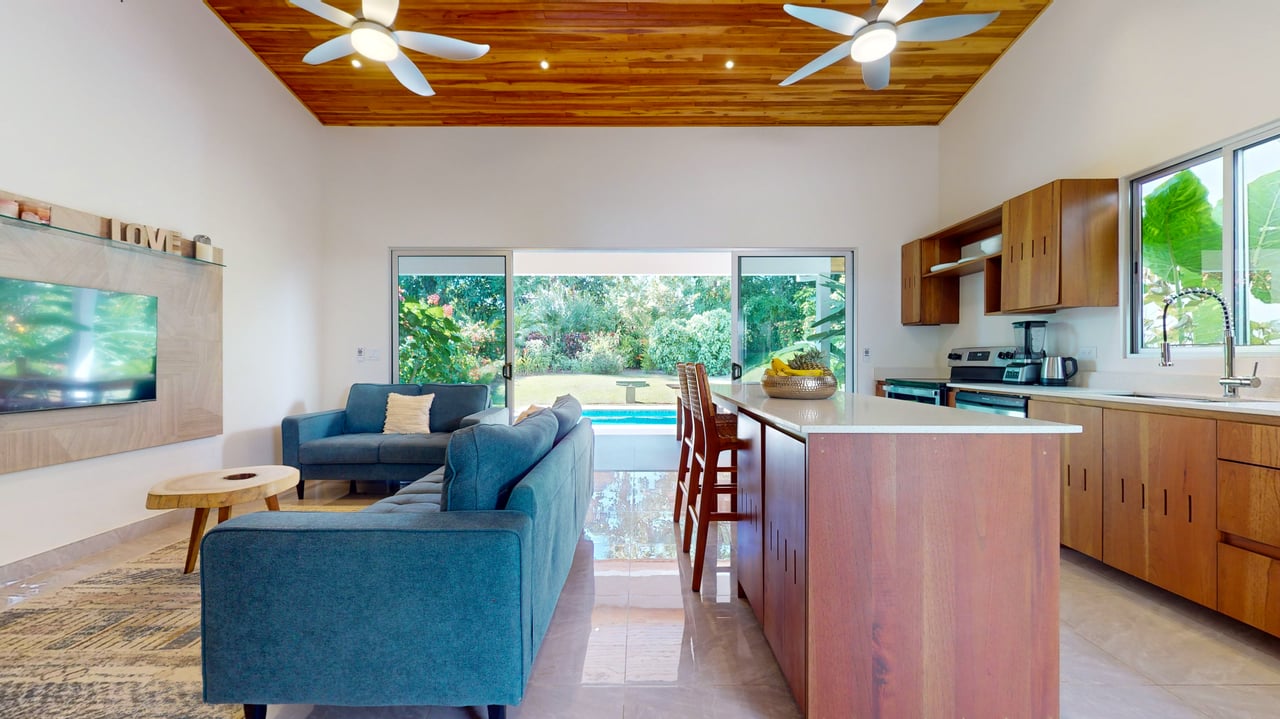 Turnkey 2-Bedroom Rental Property in a Private Community – Prime Investment Opportunity in Costa Rica!