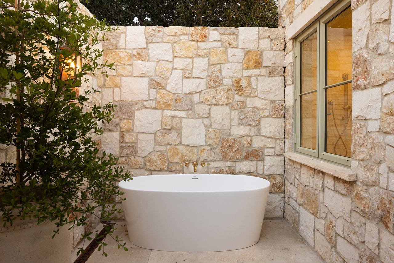 Carmel Valley Masterpiece - 10 Encina Drive