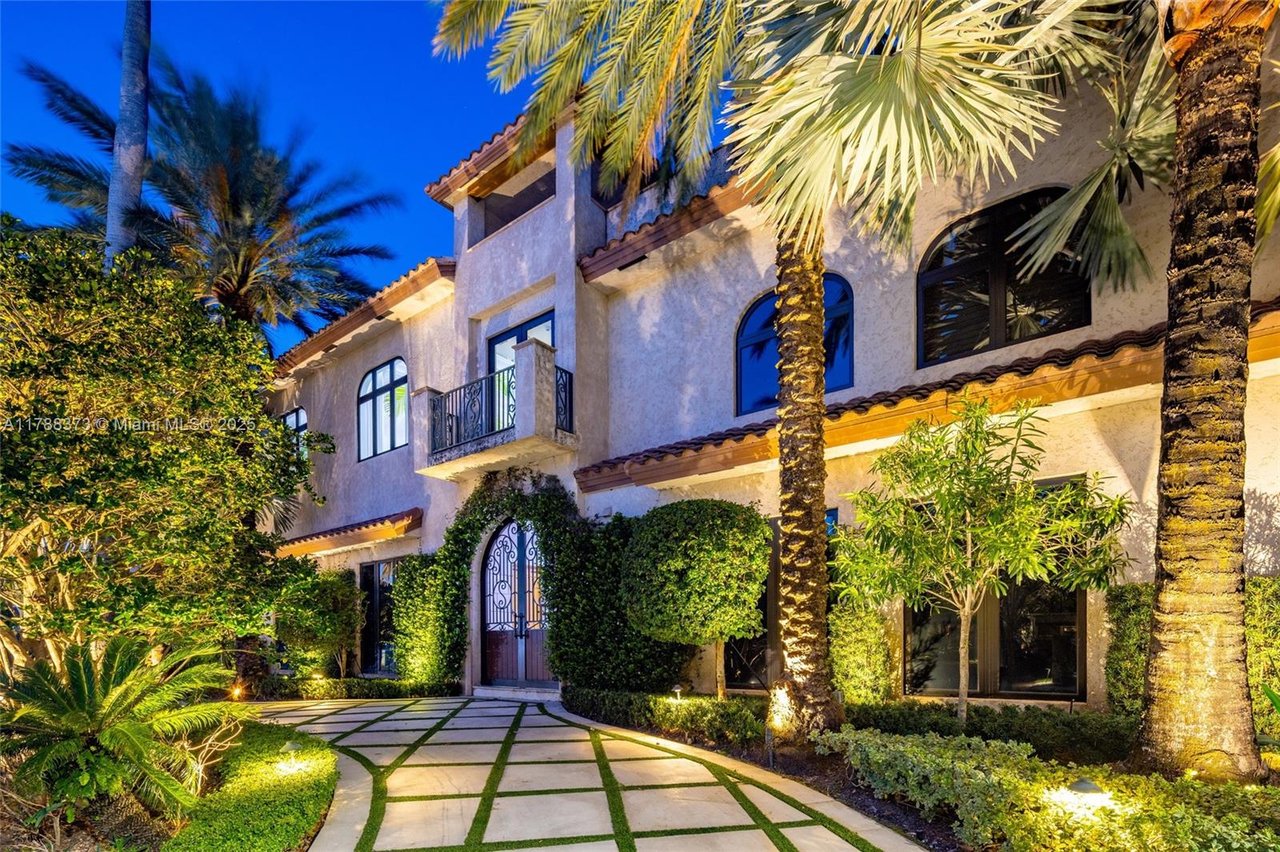 600 Isle Of Palms Dr