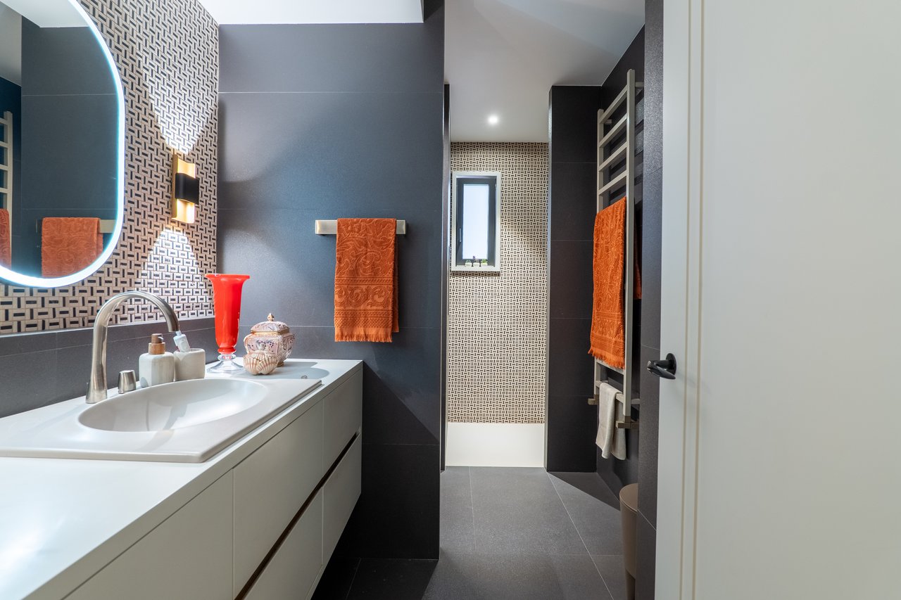 Exceptional Fully Renovated 2+1 Bedroom Apartment in Boavista, Porto