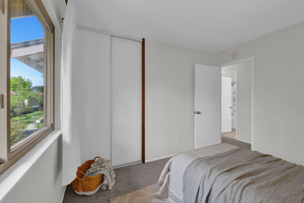 1812 Countrywood Ct.