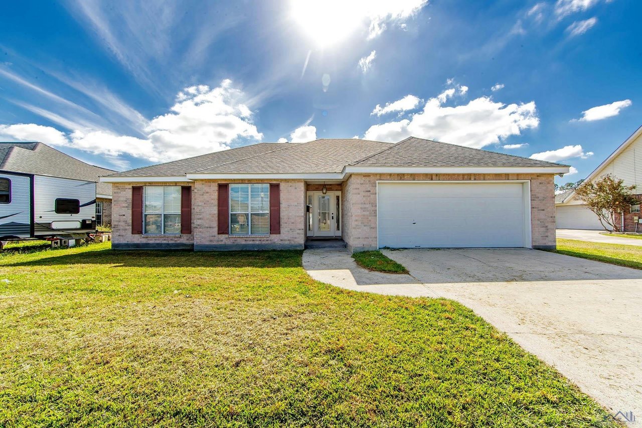 133 Tigerlily Dr