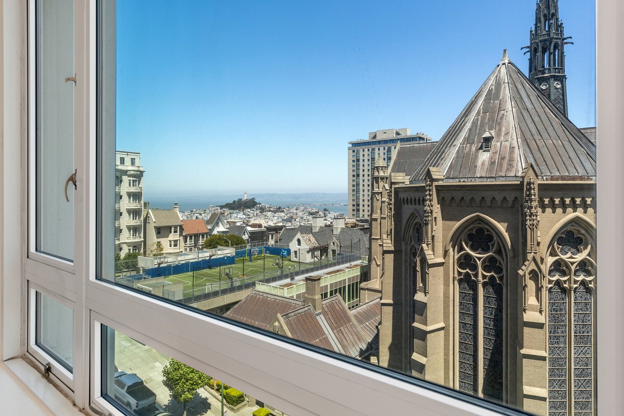 Renovated Corner Three-Bedroom at 1200 California