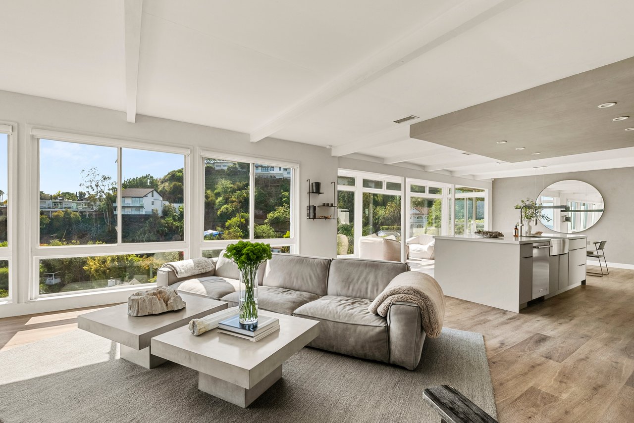 8460 Franklin Ave, hollywood hills