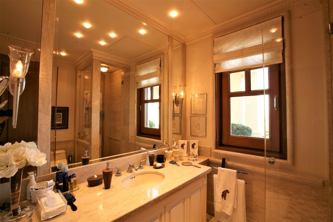 Special Luxury Condo with Sea Views in Athens