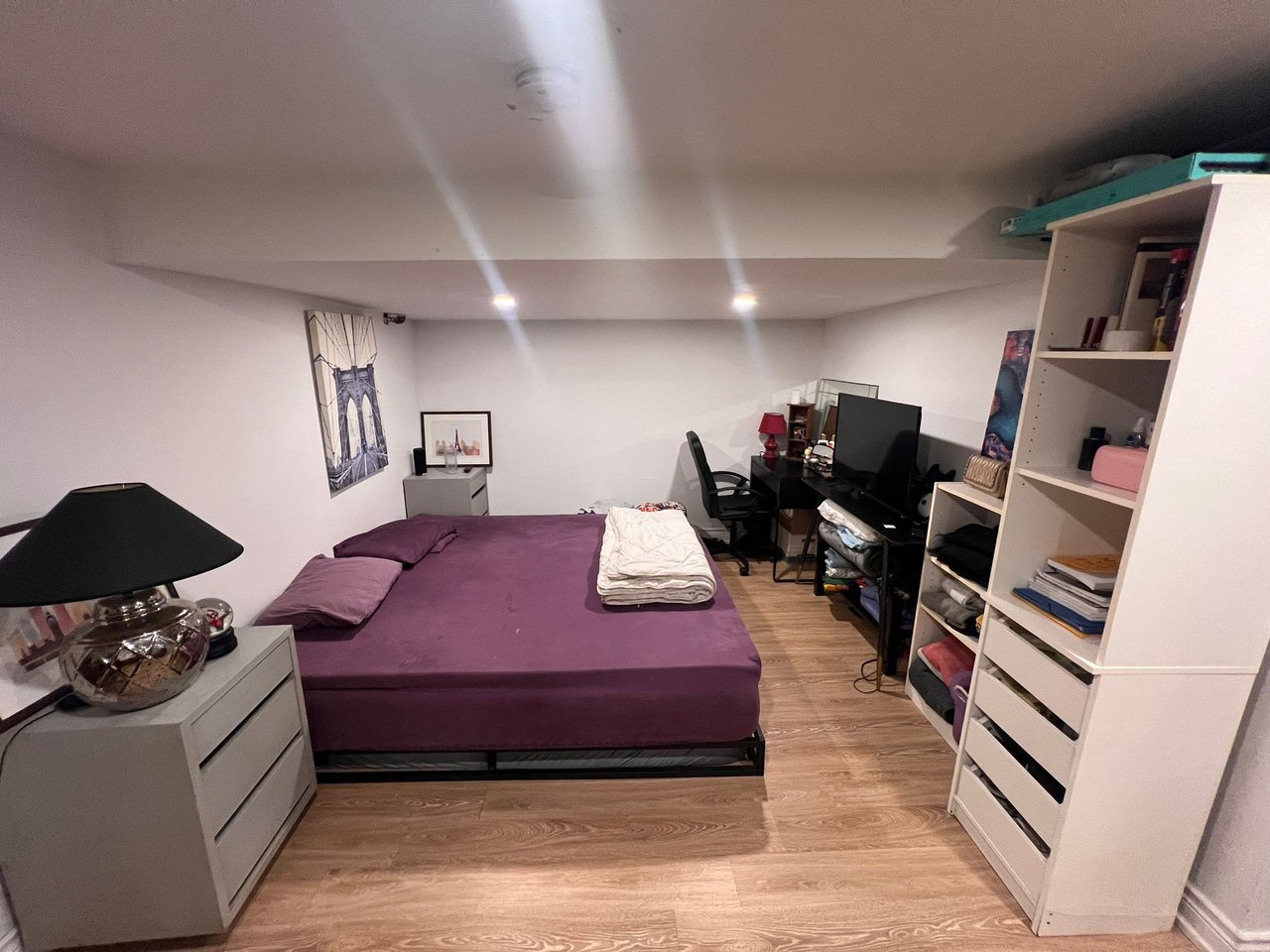 316 Queen St E Unit: 314