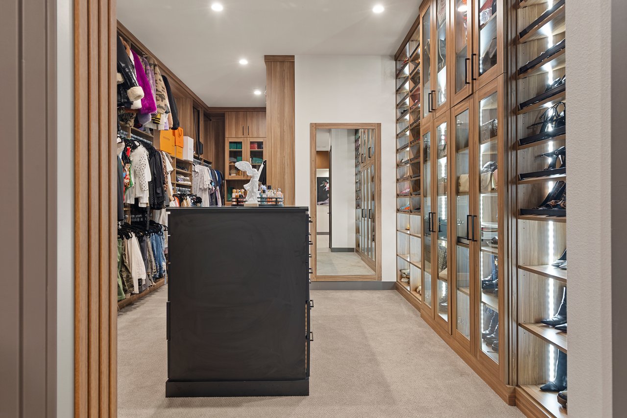 1463 Solitude Ridge Dr