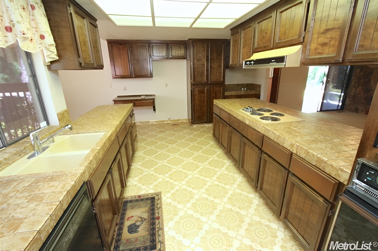Sold! Happy Buyers in Fair Oaks!