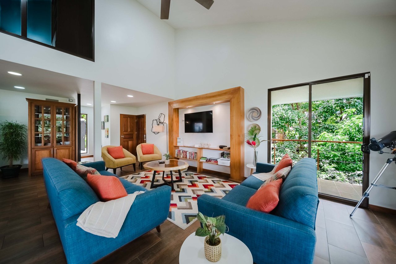 Fully Furnished 10 minutes to the beach Vista Verde Turn Key Vacation Rental