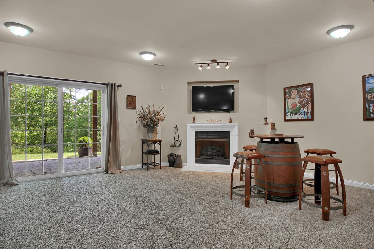 600 Gerries Way, 63049