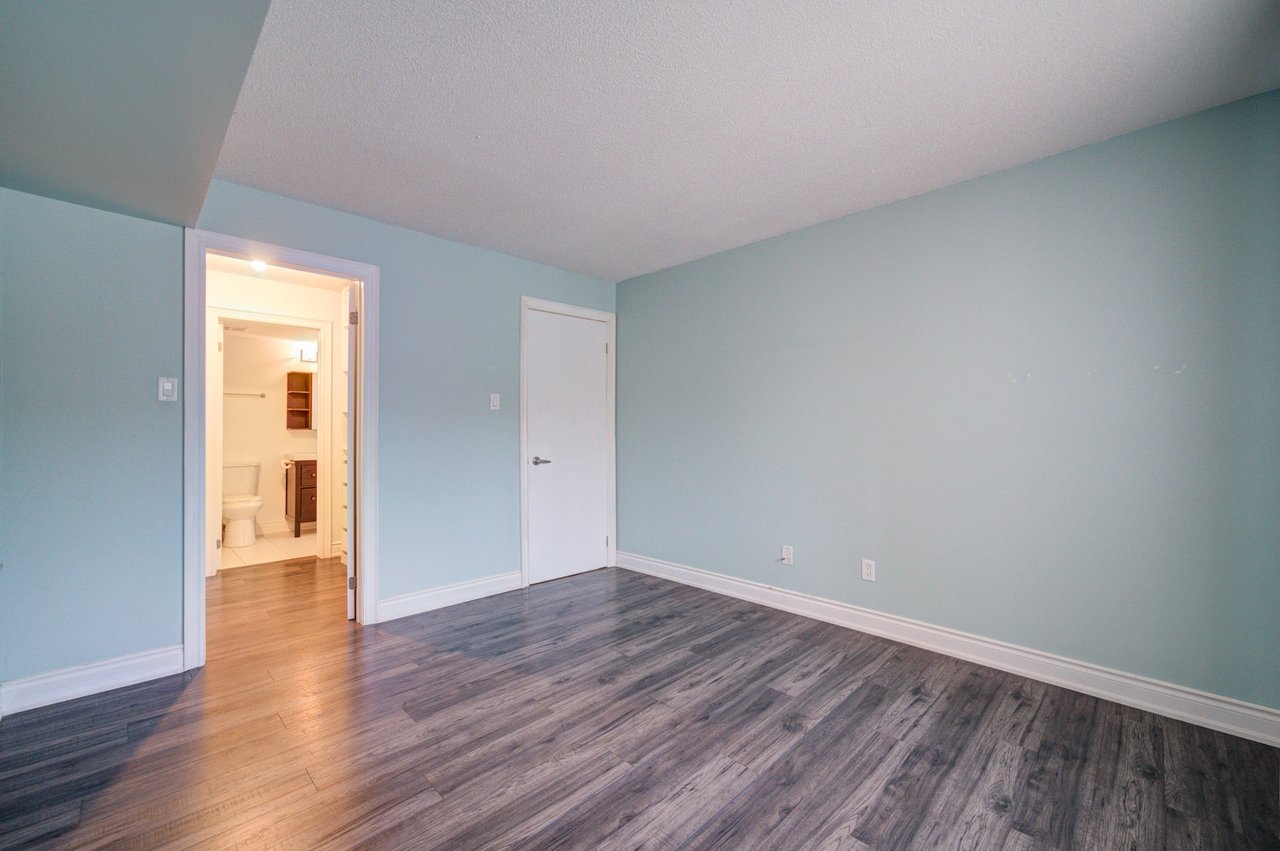 #521 - 1514 Pilgrims Way Unit: 521