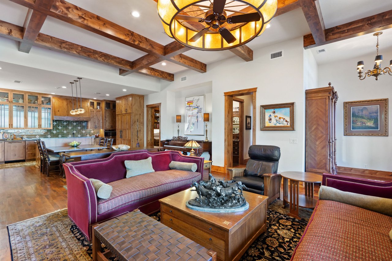 9200 Stallion Drive