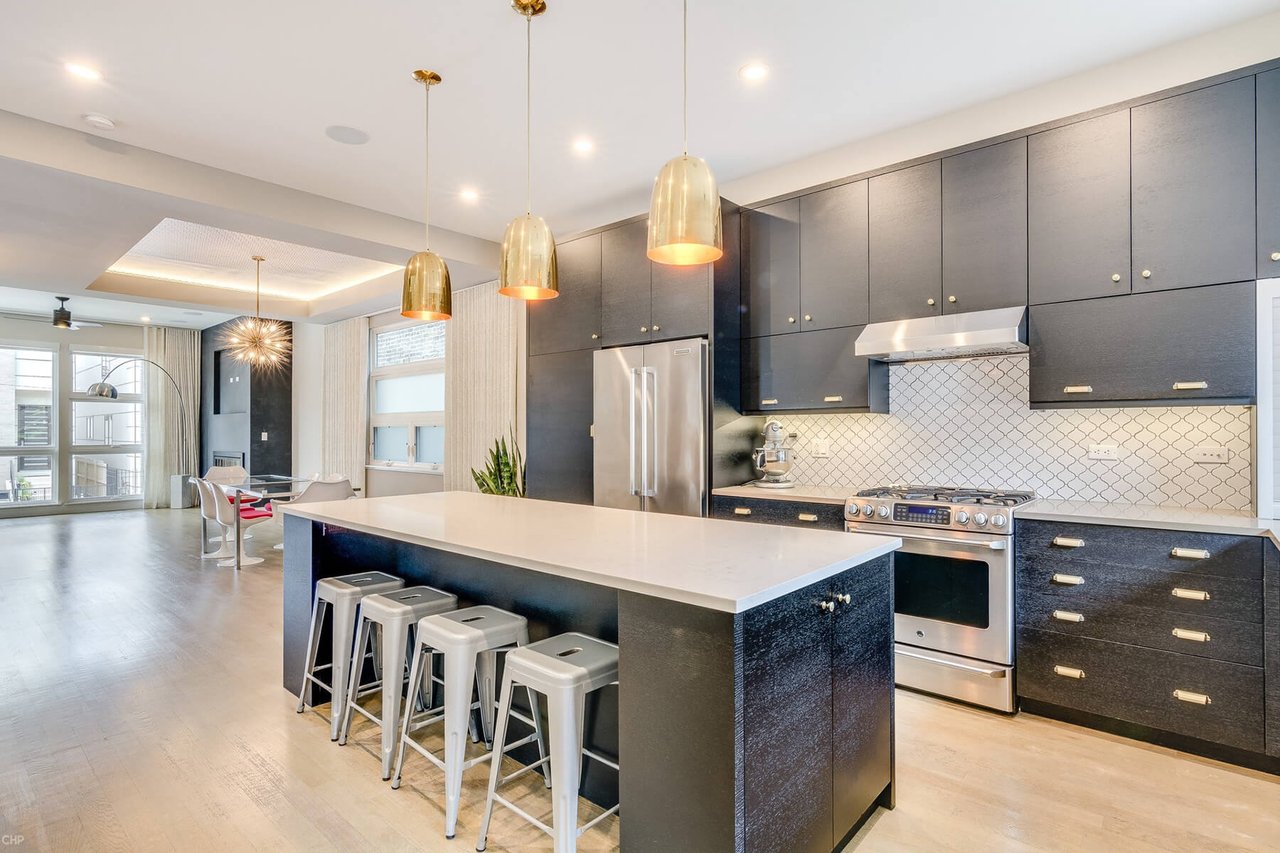 2107 West Race Ave | $1,050,000