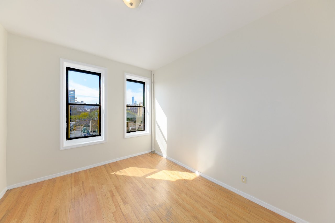 345 East 12th Street Unit: 26