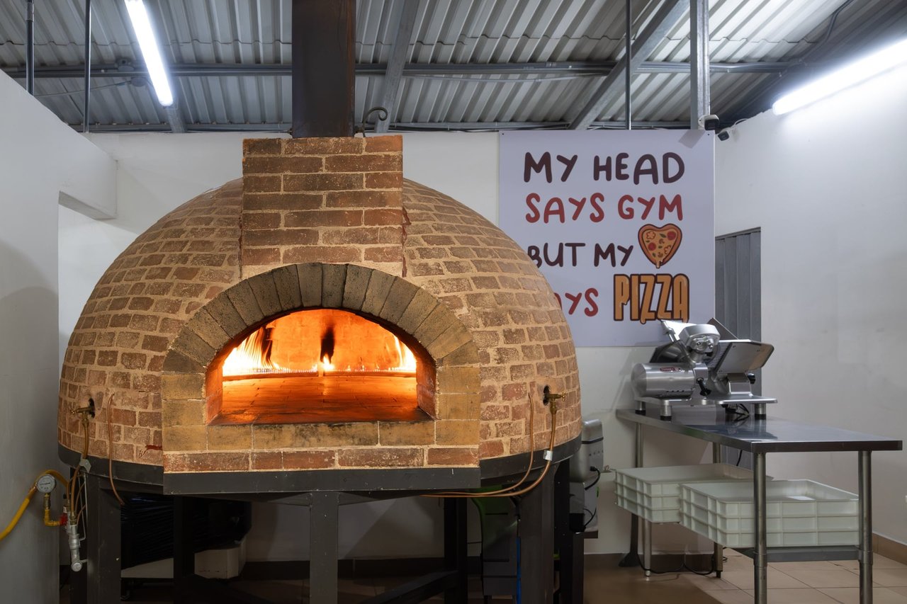 LA FORKETTA - ICONIC RESTAURANT FOR SALE 