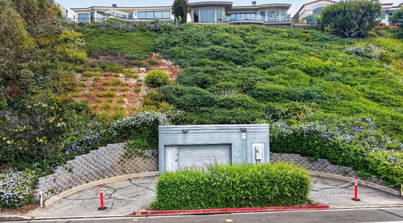 1202 Bayside Drive, Corona Del Mar