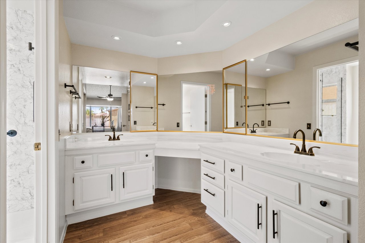 Sun City West Stunner—Updated, Upgraded, and Unforgettable!