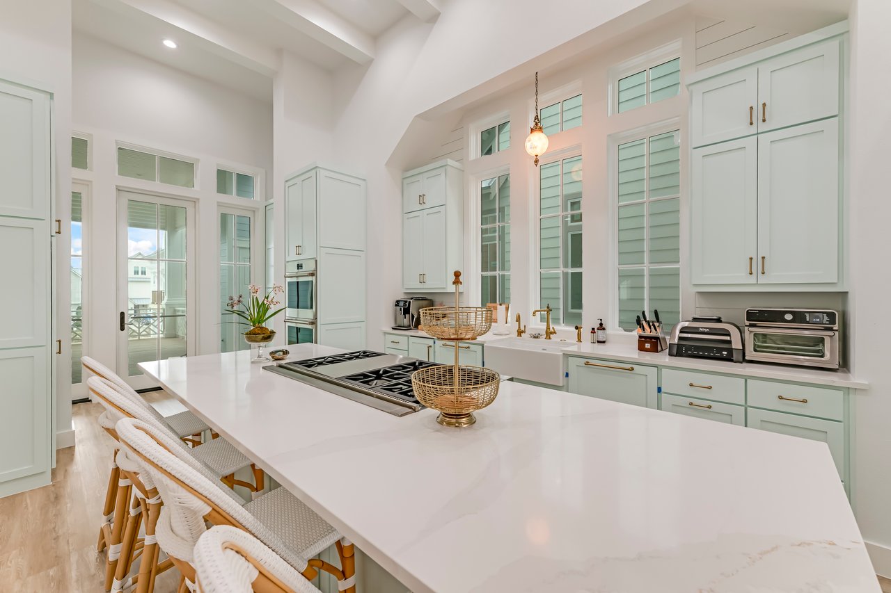 Dewdrop Street, 6110 Sq. Ft.