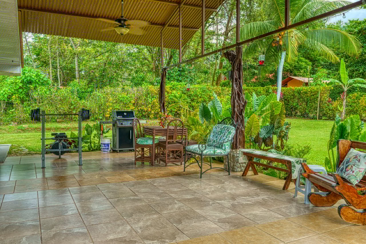 Casa Colibri - Easy Access, Beautiful, Private Lot