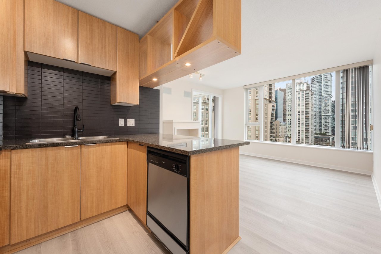 1902-1010 Richards Street, Vancouver