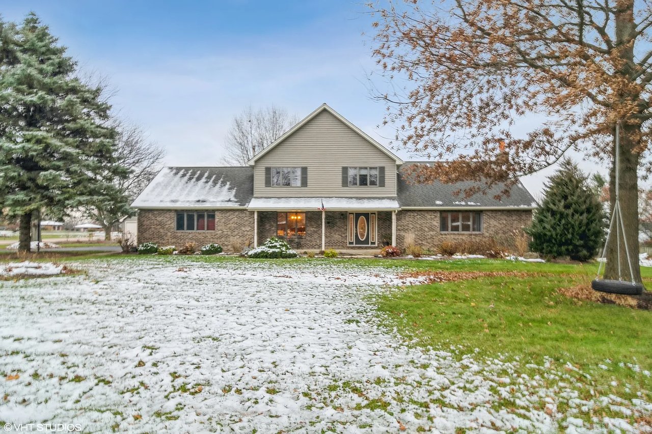 40W815 Dillonfield Dr