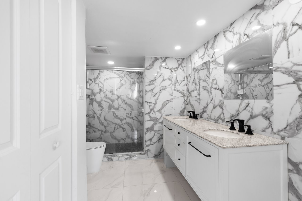 3545 NE 166th St #1004 North Miami Beach