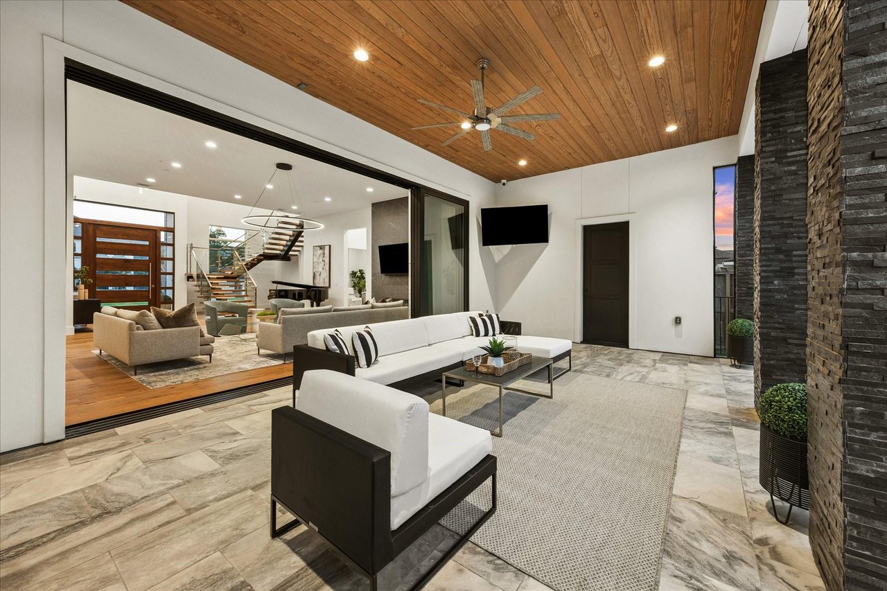 4529 Merrie Lane