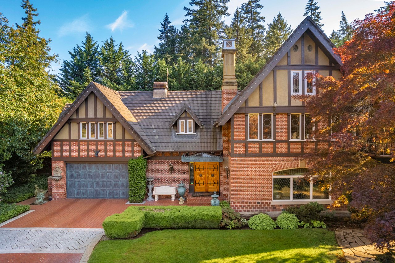 4 Thornewood Lane SW