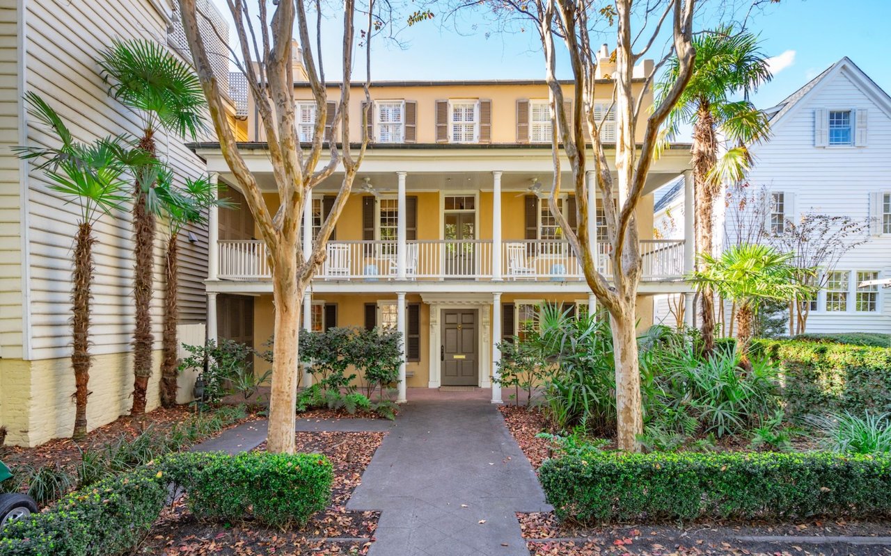 Charming Church Street Home – 49 Church Street
