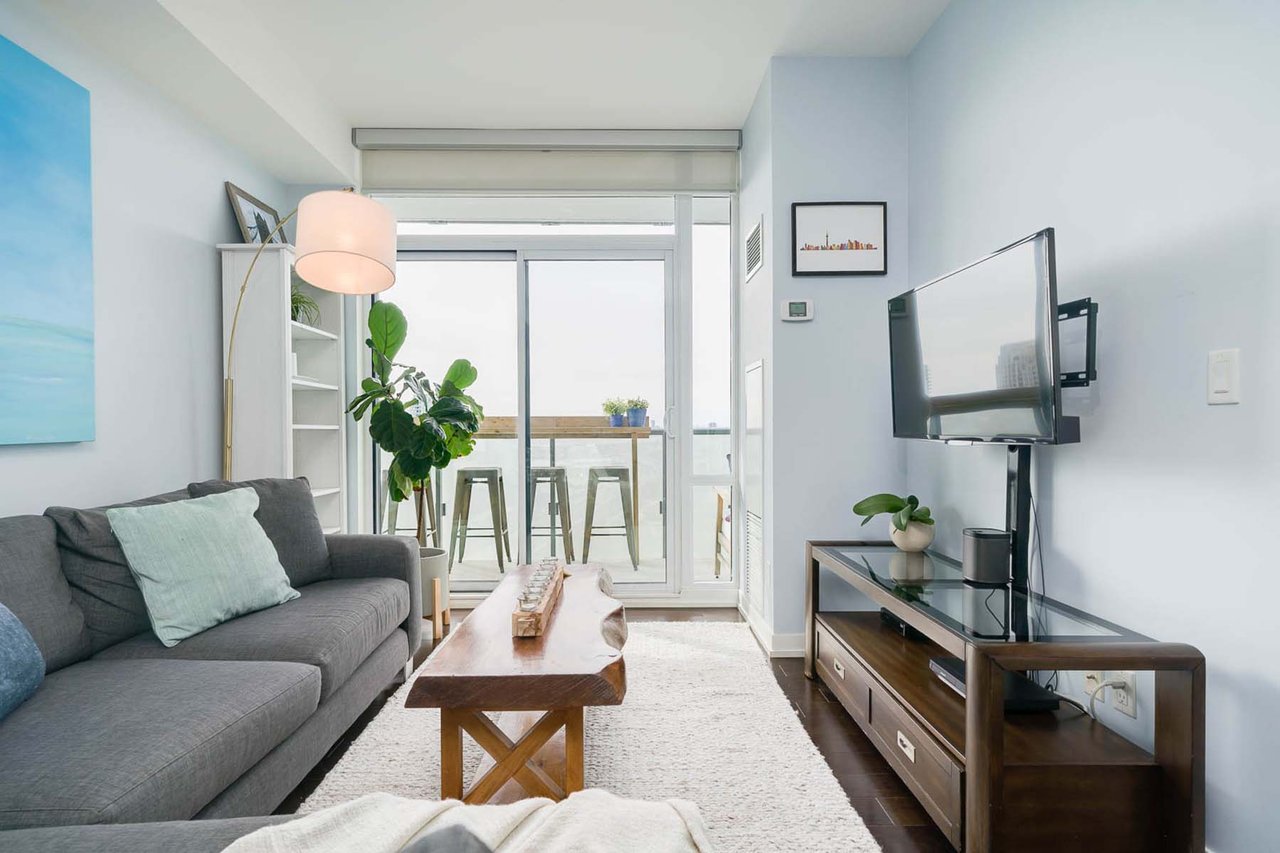 170 Fort York Blvd, Ste 2813