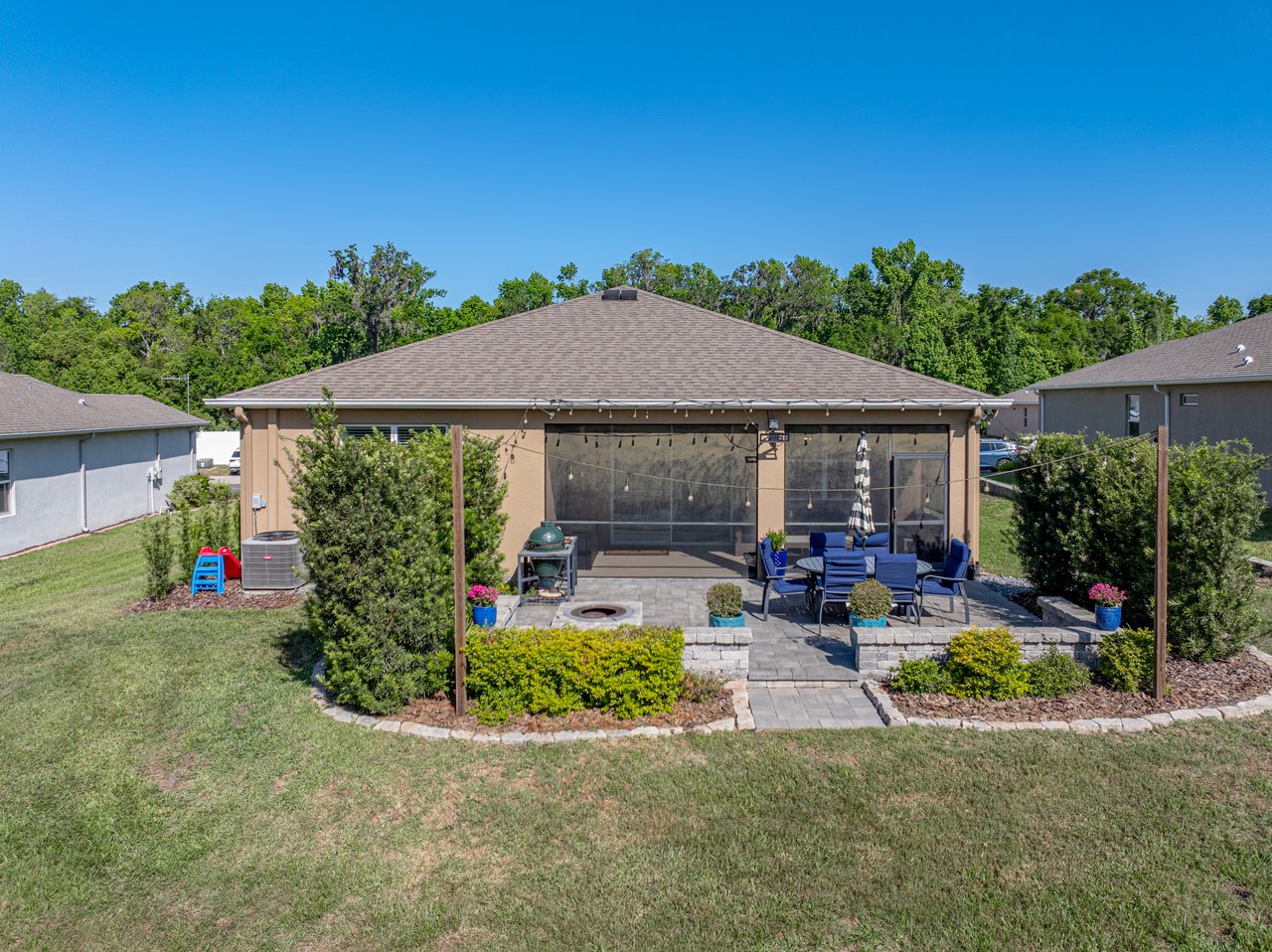12492 EASTPOINTE DR