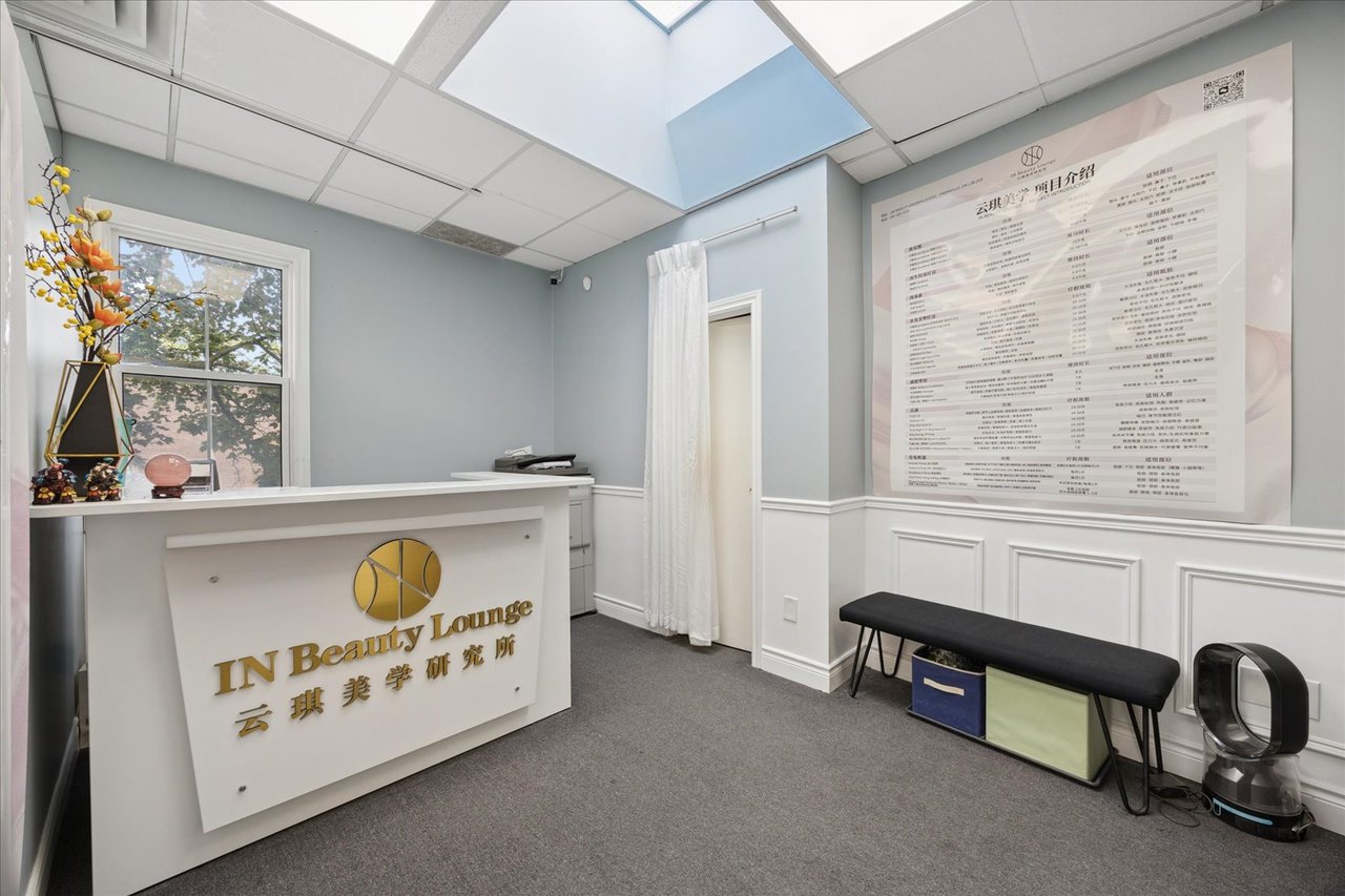 190 Main Street Unionville, Suite 202