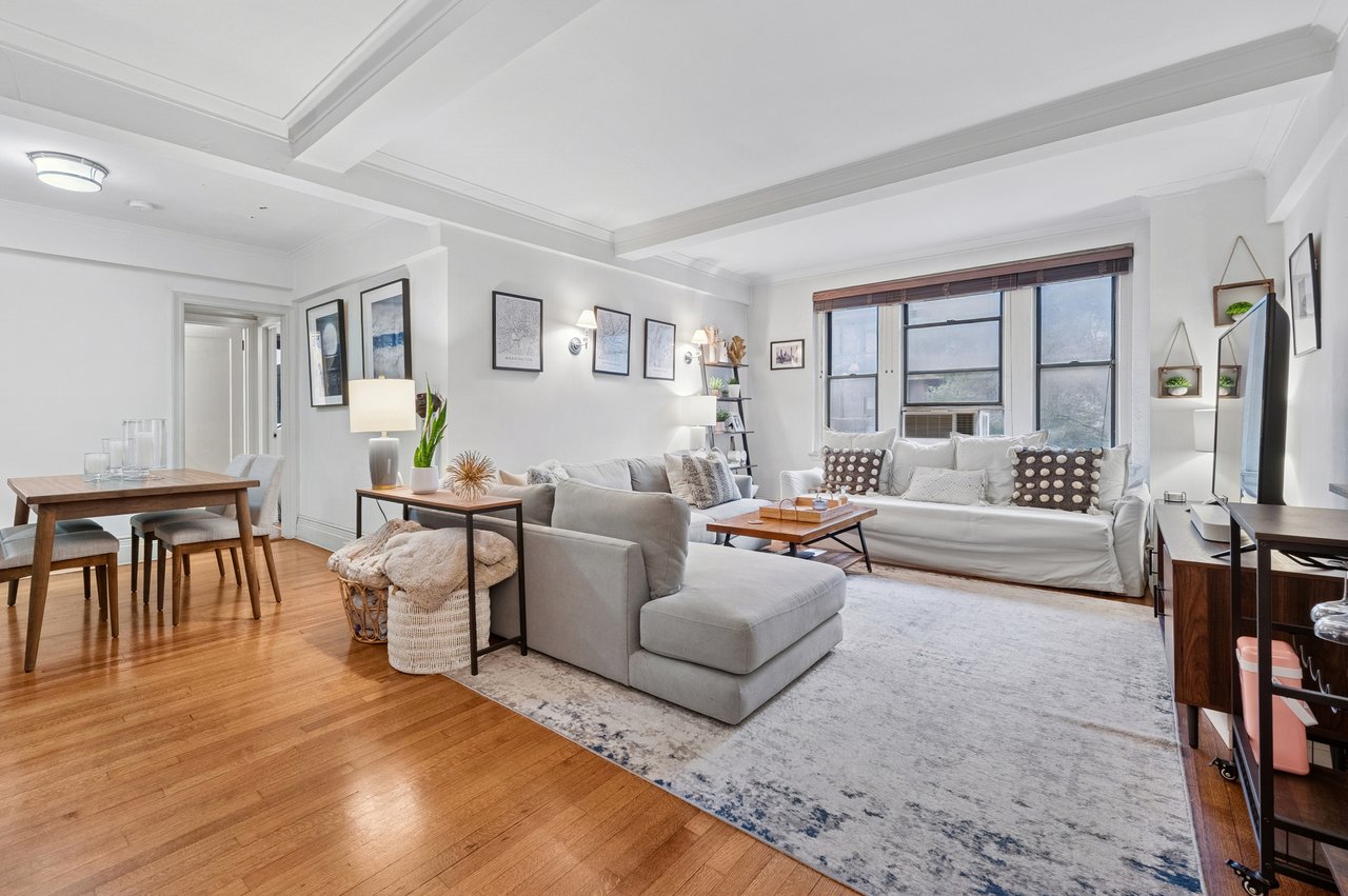 Homes for Sale in Manhattan and Brooklyn