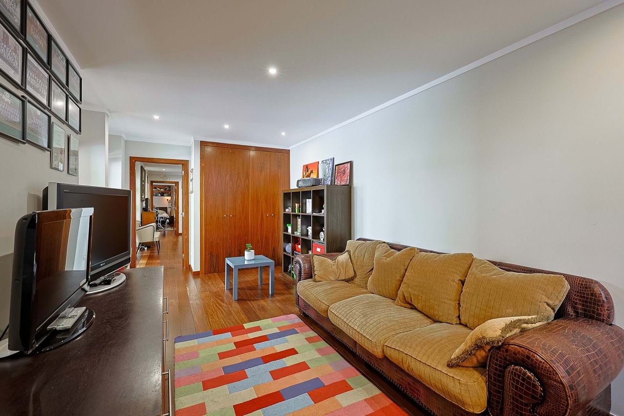 Trophy 5+2 Bedrooms Villa in Gandarinha,  Cascais’ Crown Jewel of Discrete Luxury and Sustainability
