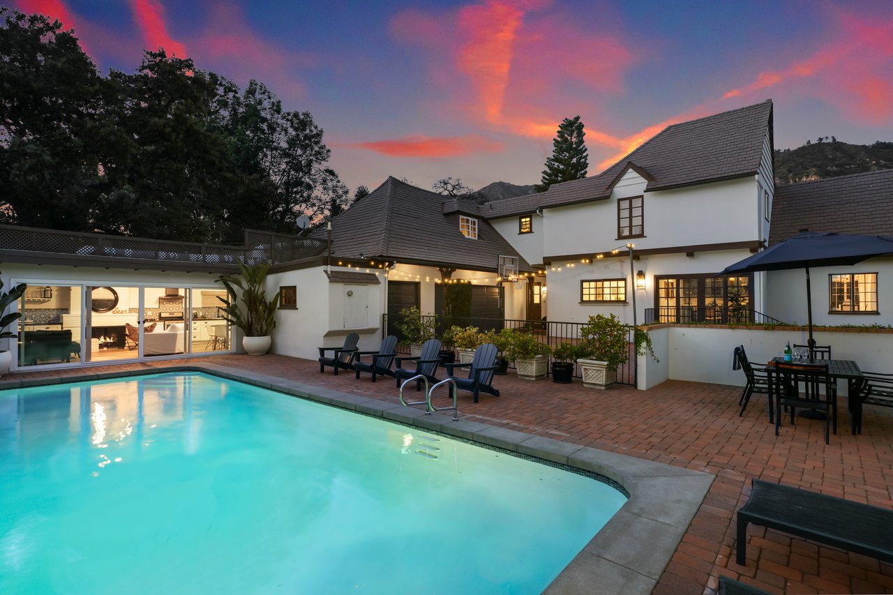 2494 Glen Canyon Road