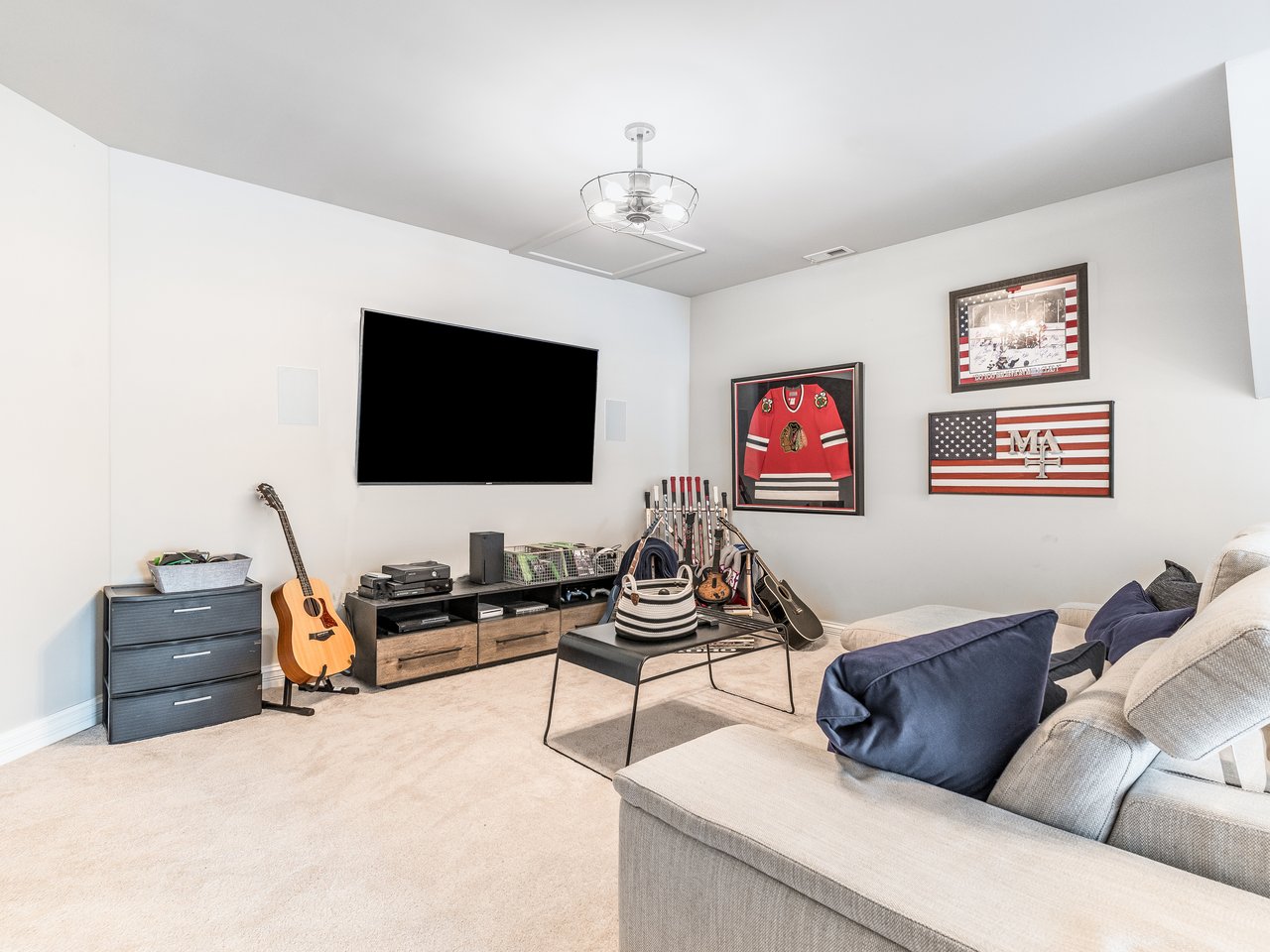 36W400 Hunters Gate Road