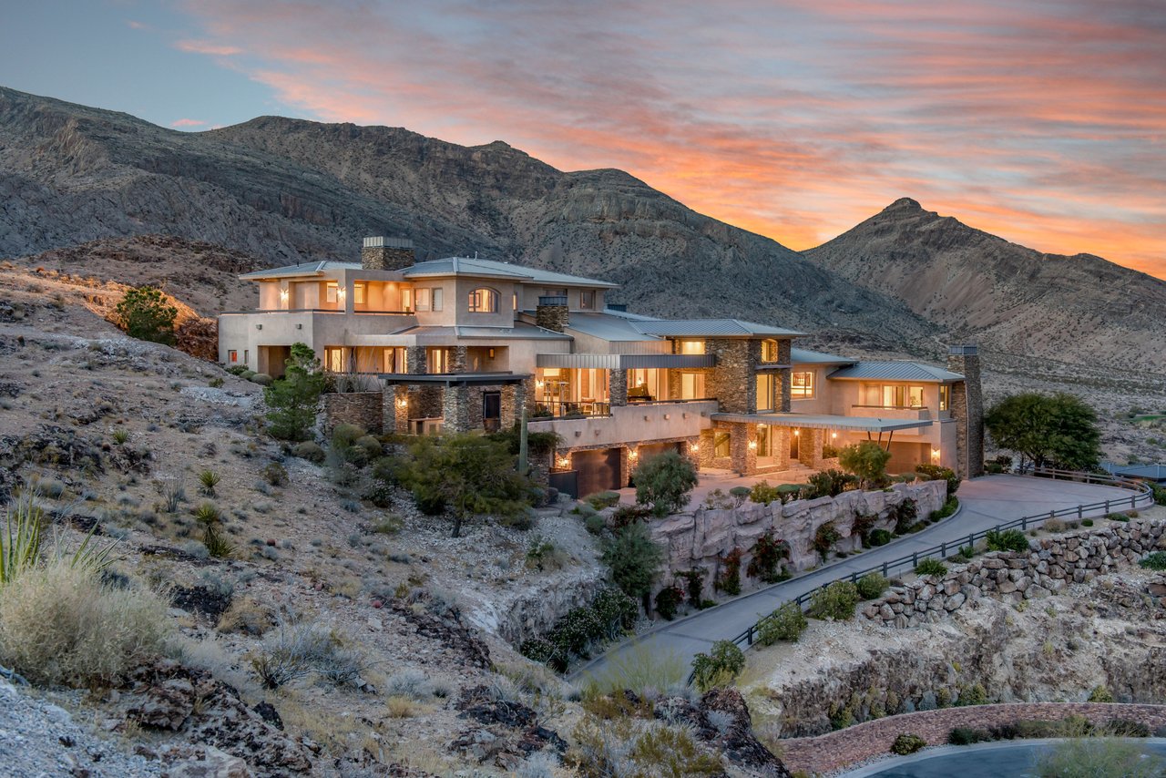 5 PROMONTORY POINTE Lane