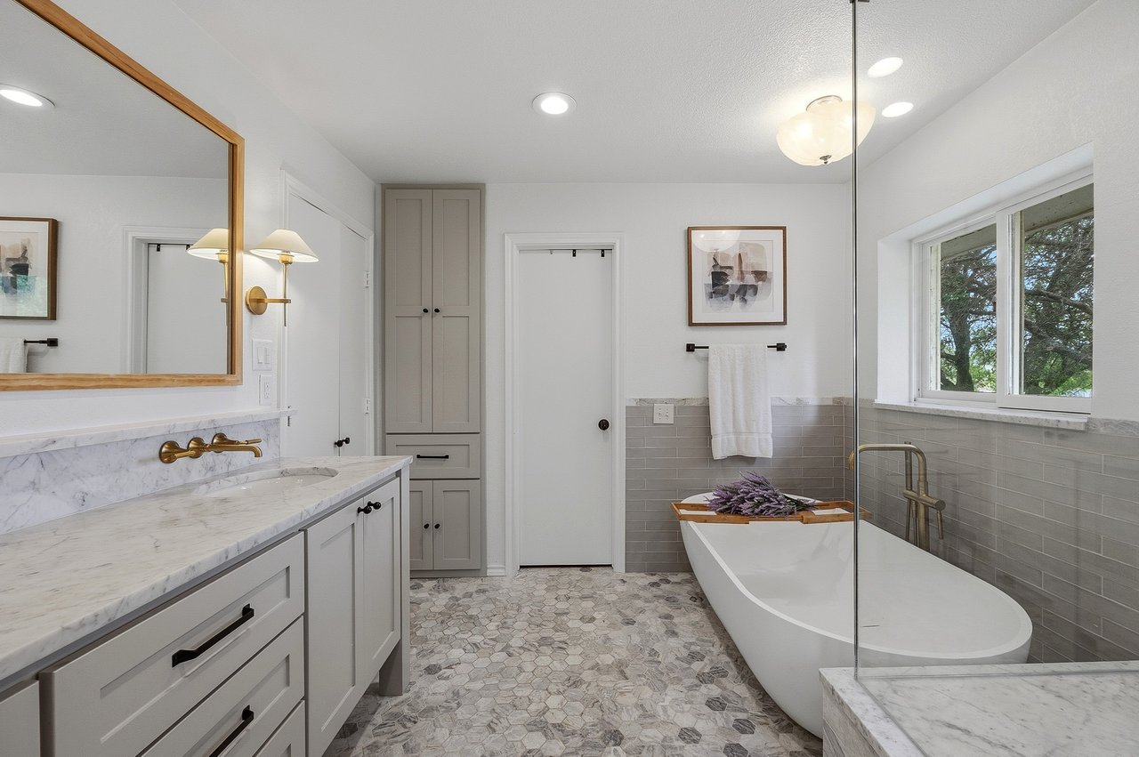 Acreage, Updated, All Near All Saints Episcopal School