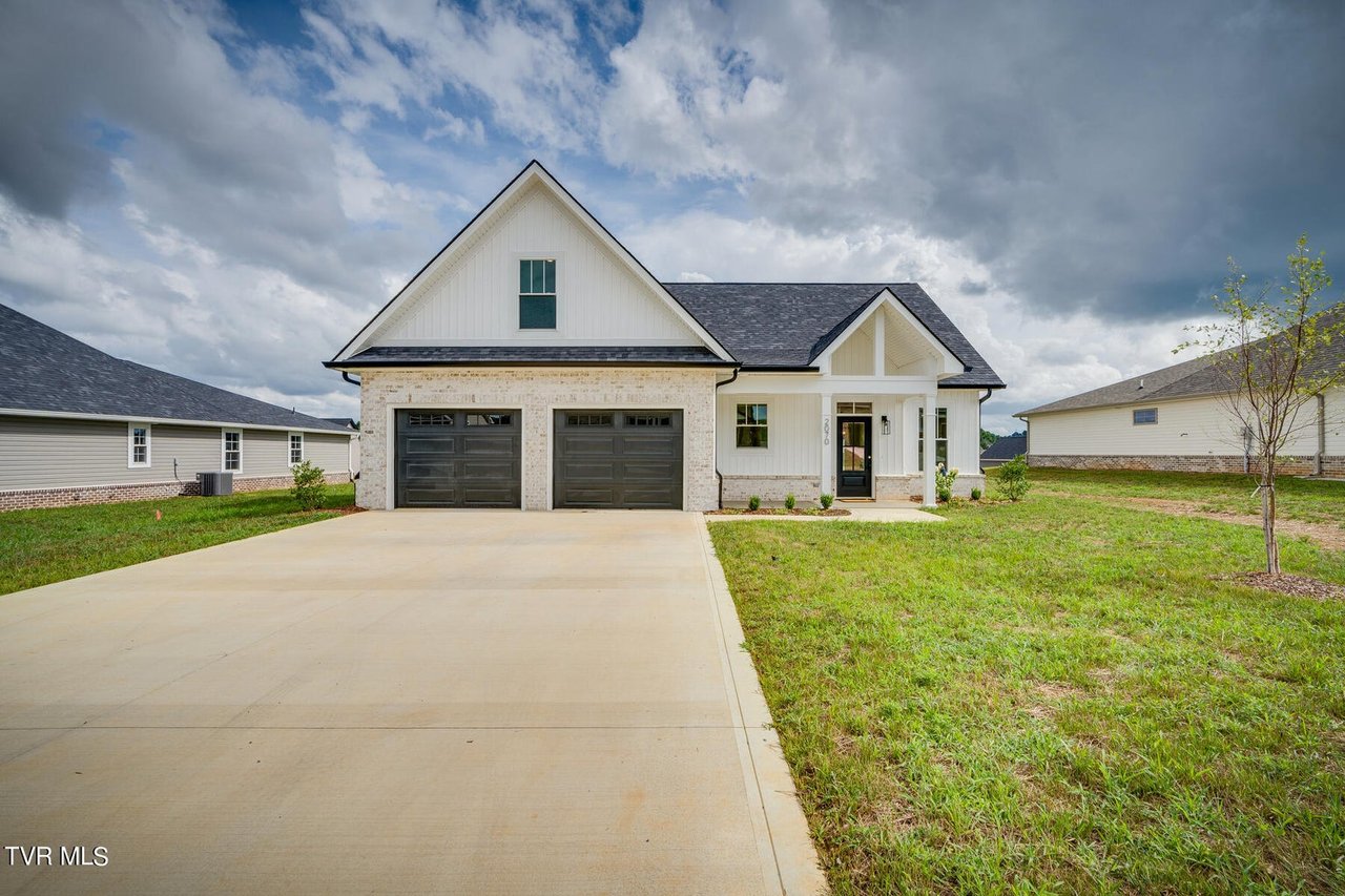 The Bend at Walnut Springs