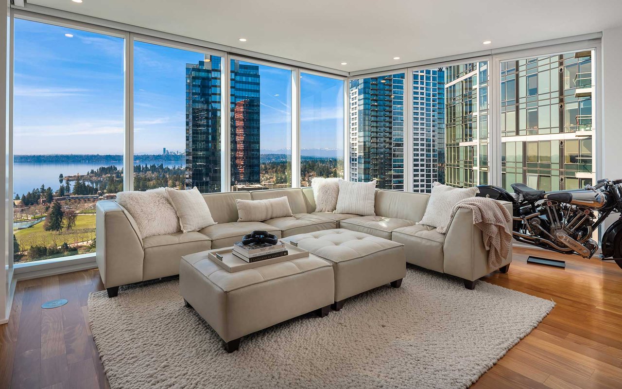 The Vibrant Downtown Lifestyle Awaits at Bellevue Towers