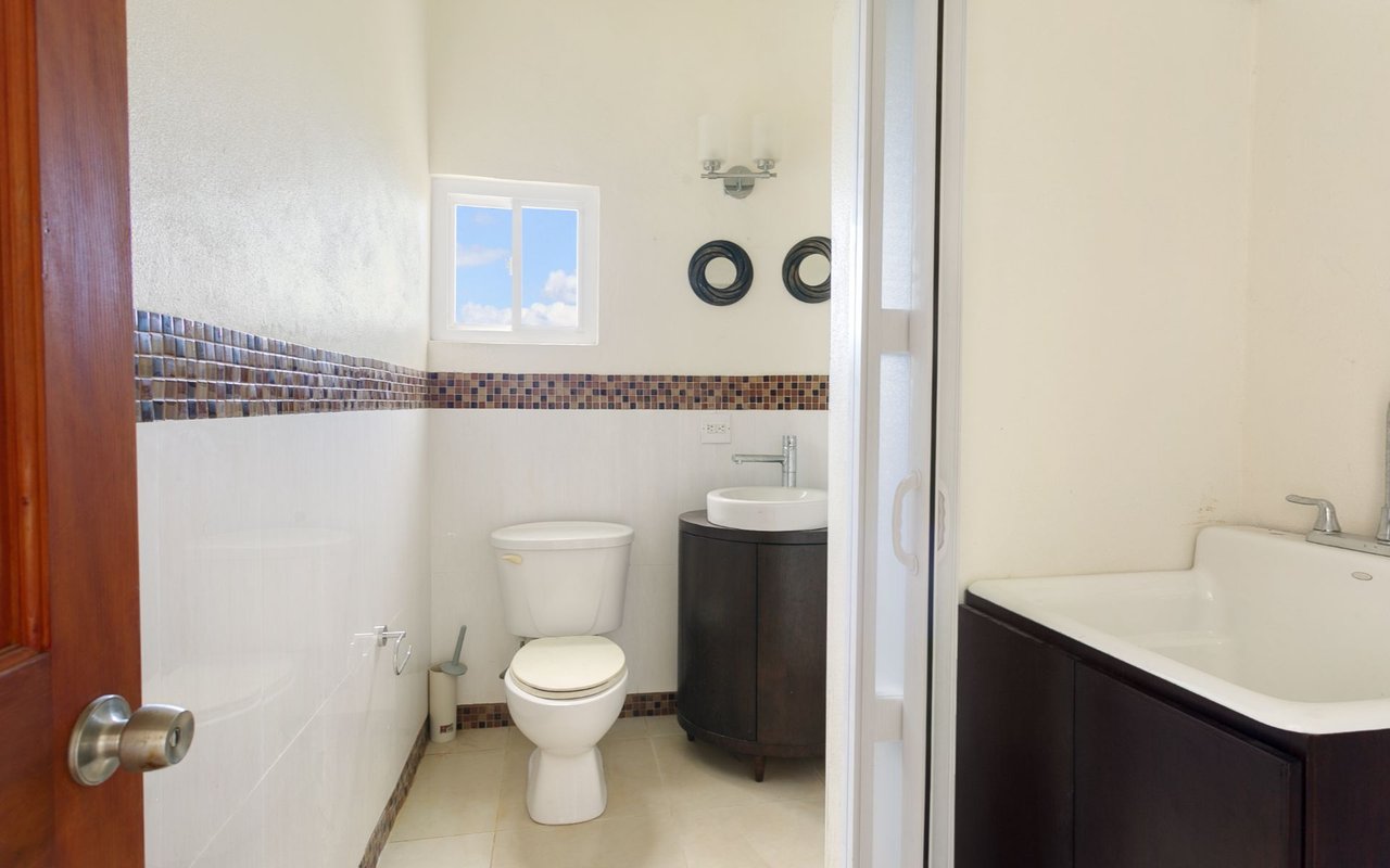 Resort Edge Villa / Les Sotto Voce