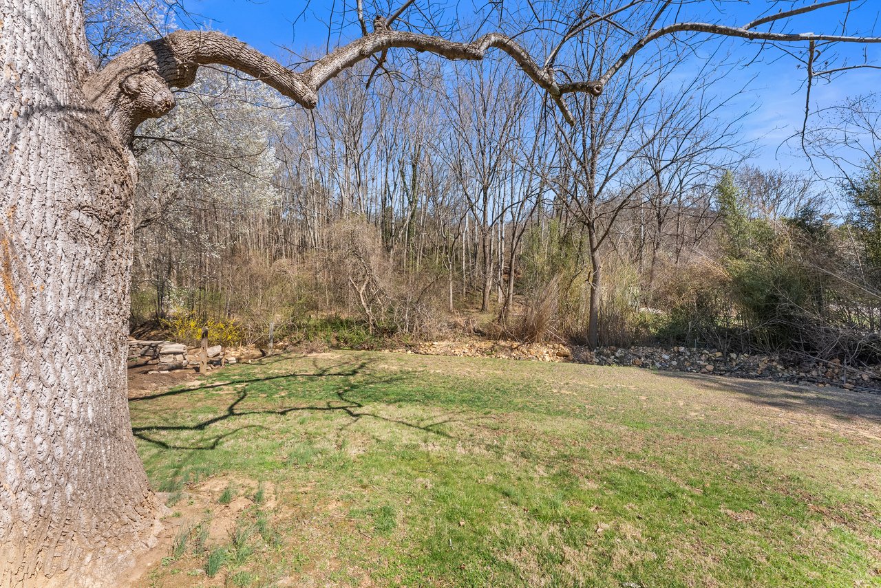 879 New Haw Creek Road