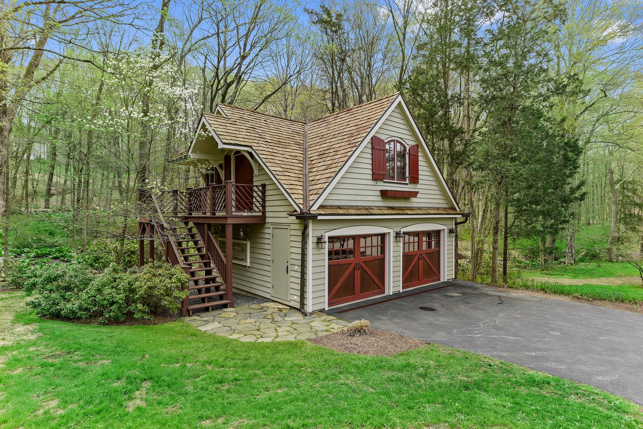 54 Old Stone Hill Road