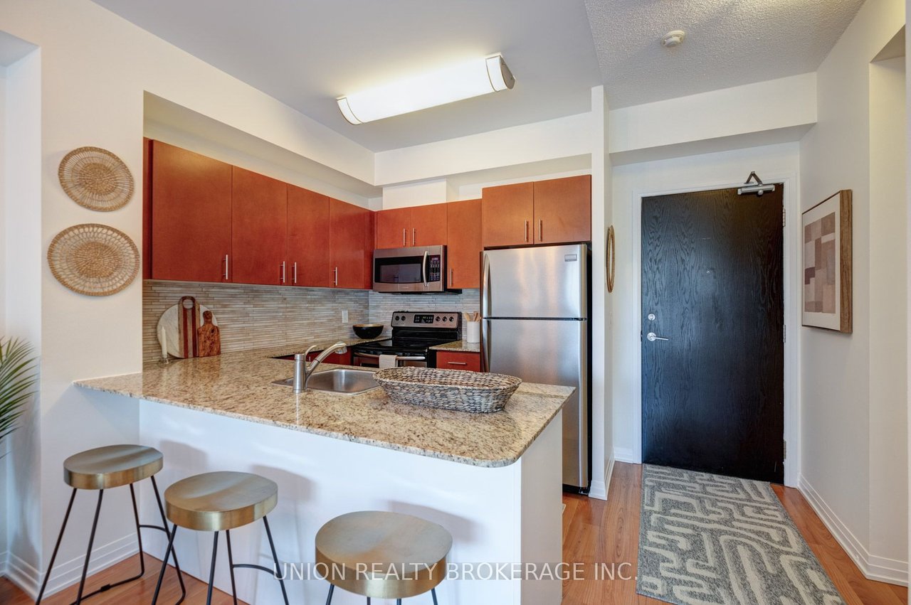 25 Cole St, Ste 313