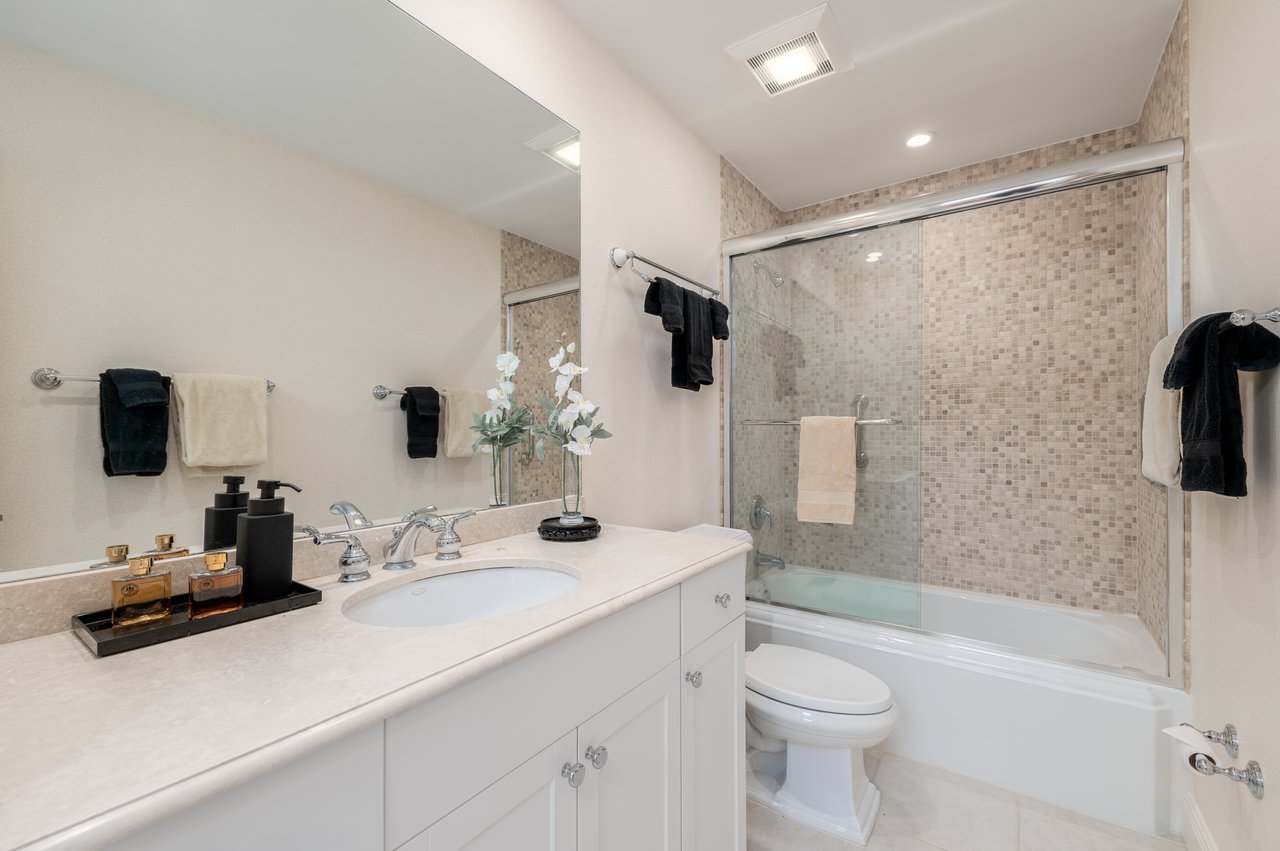 11609 SE Florida Ave